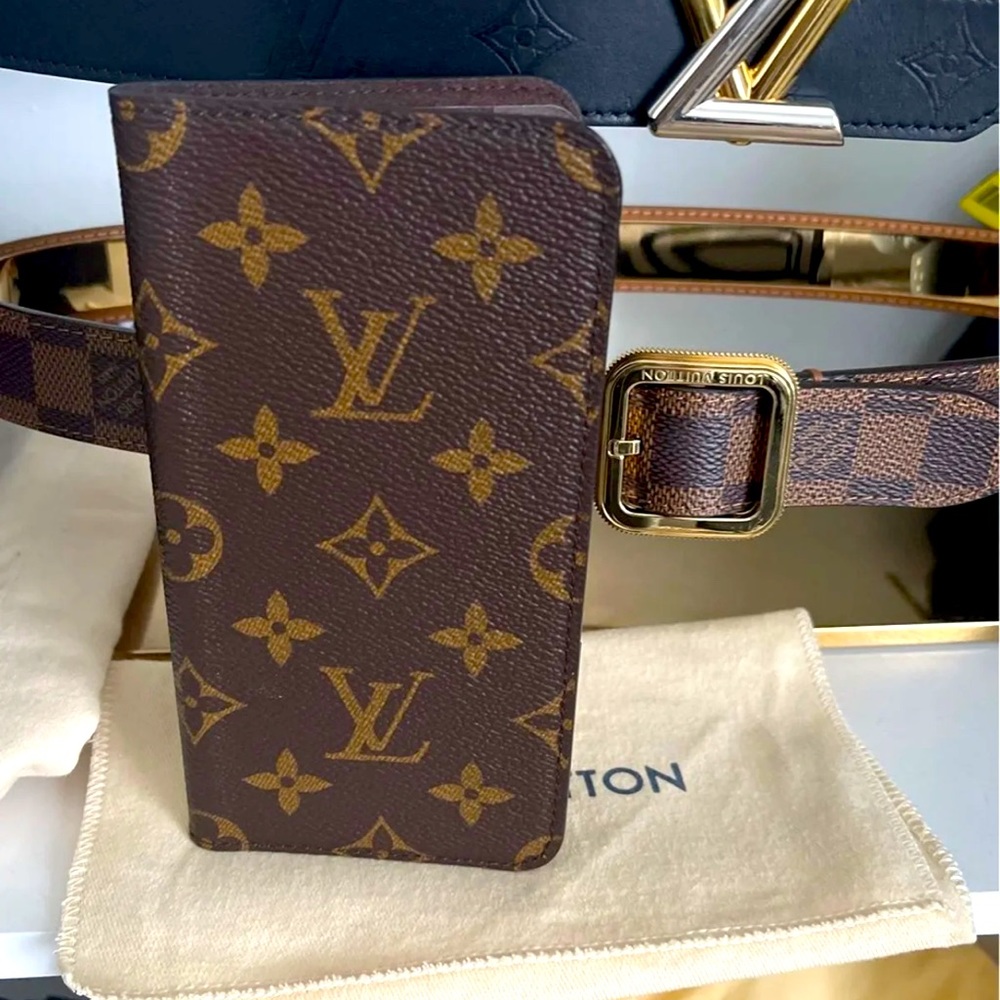 Louis Vuitton Monogram Folio Phone Case in Brown and Gold-Tone